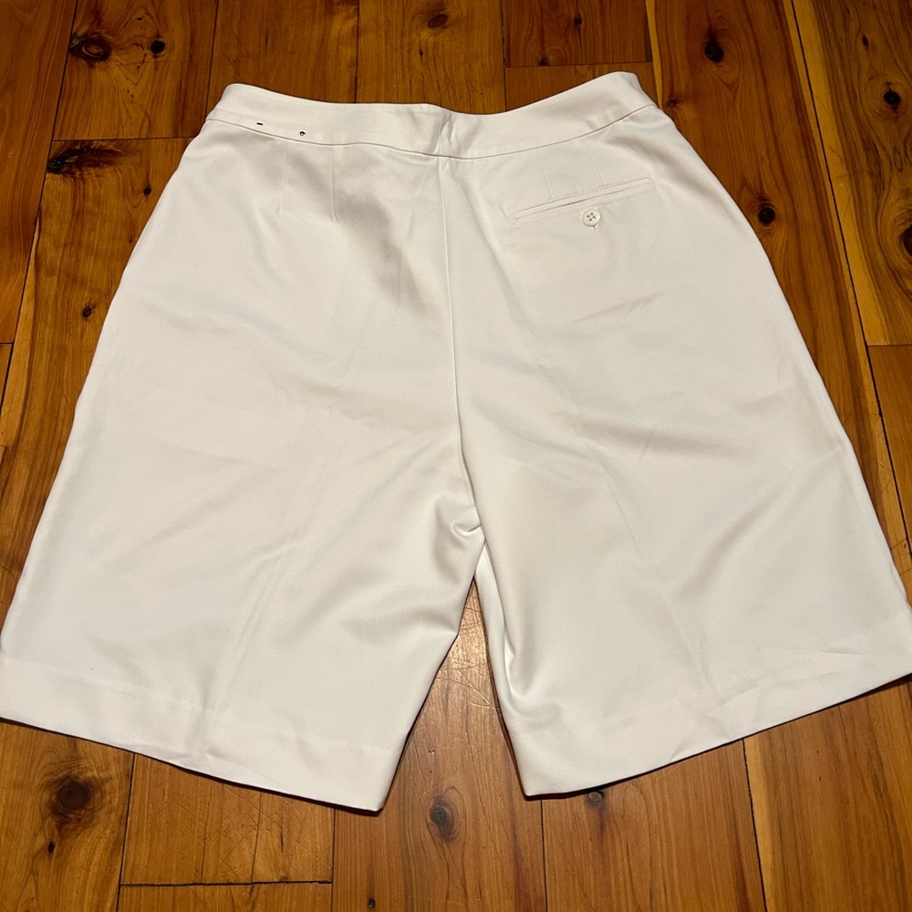 Women’s x tra dry Izod shorts. Size 12 🍎 - Picture 8 of 8